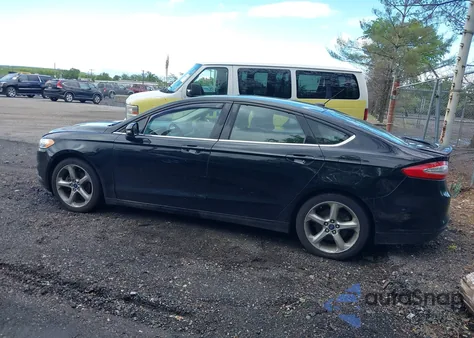 2016 Ford Fusion Se z USA, uszkodzony, nr VIN 3FA6P0HD1GR236590